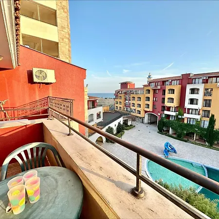 Apartment Menada *