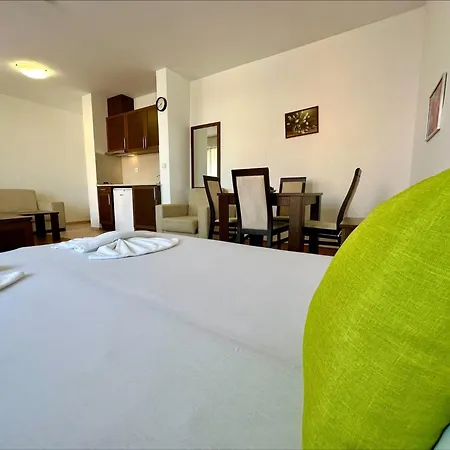 Apartment Menada