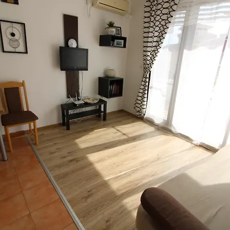 Apartment Menada