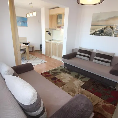 Apartment Menada *